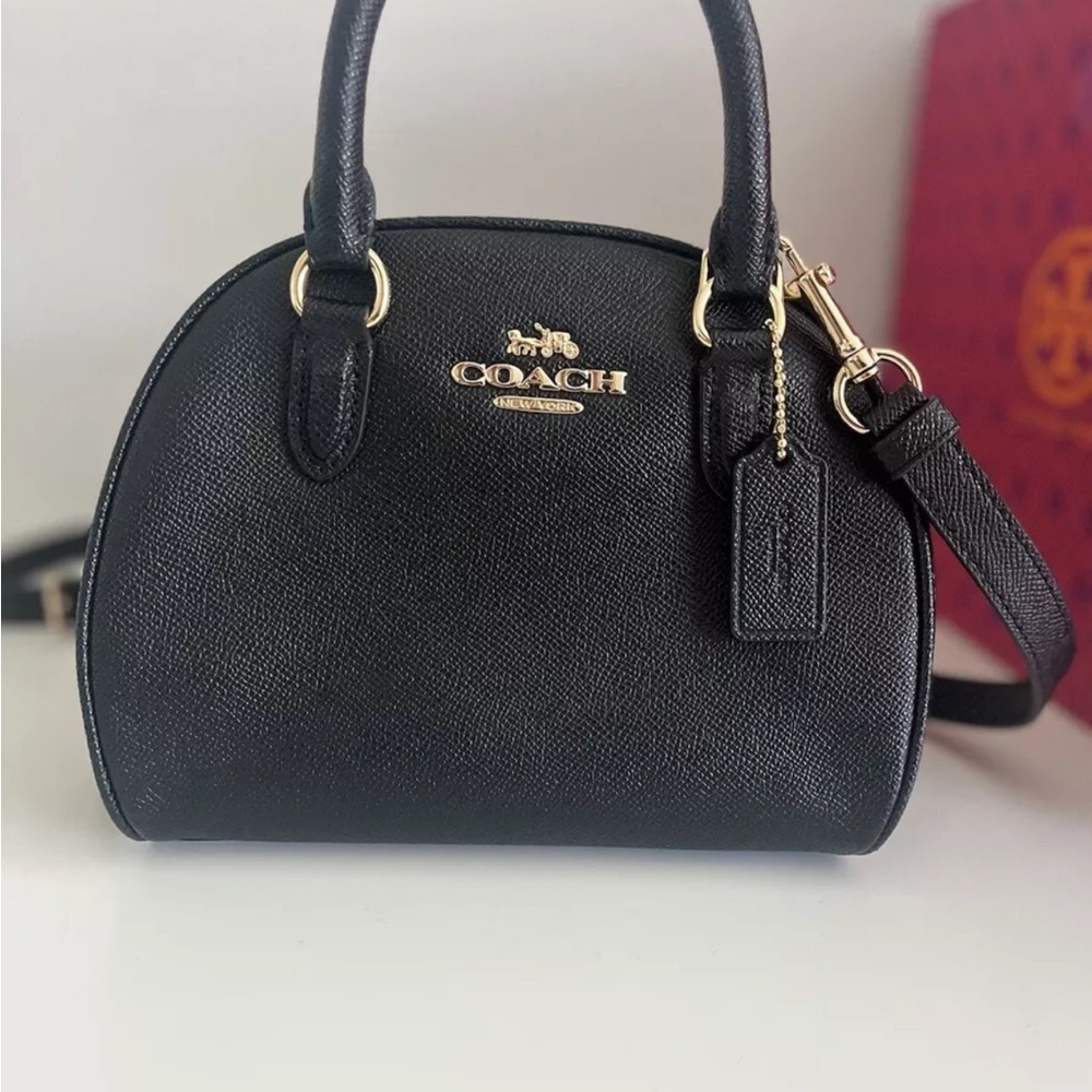 Coach Black Leather Women's Bag